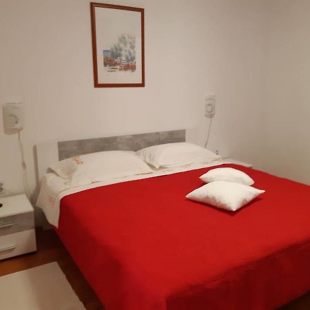 Apartment Alice Πούλα Εξωτερικό φωτογραφία