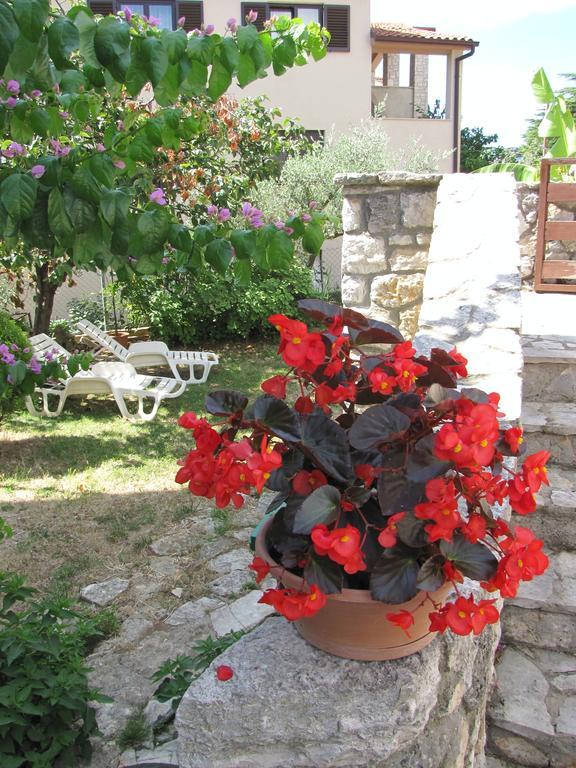 Apartment Alice Πούλα Δωμάτιο φωτογραφία