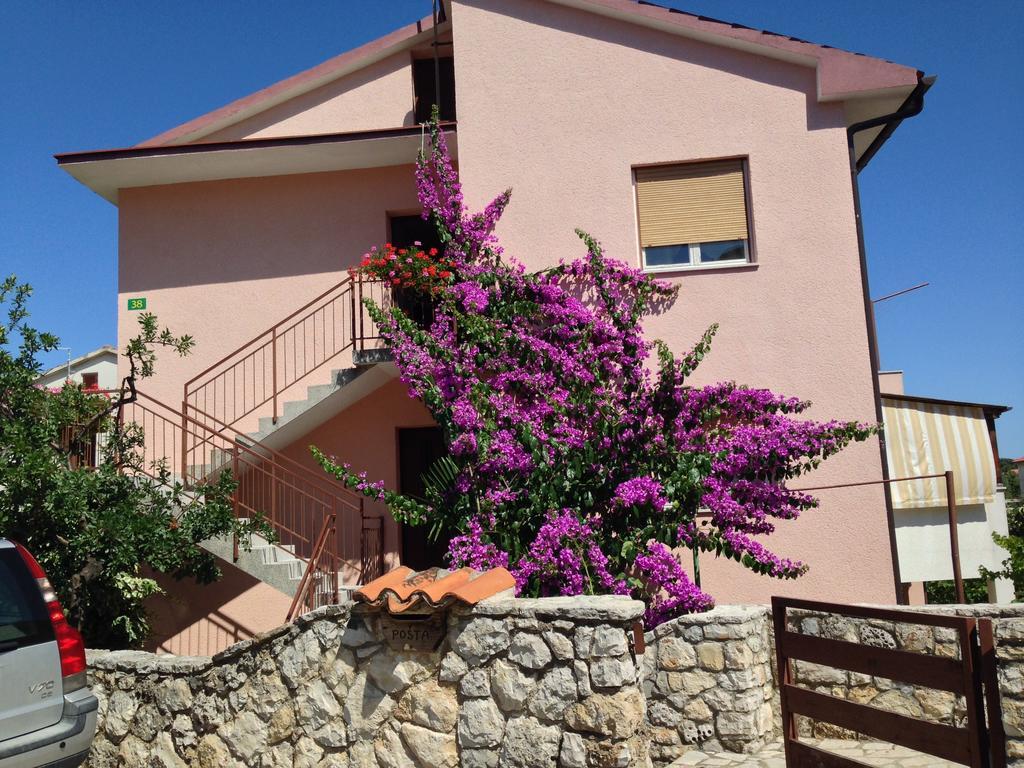 Apartment Alice Πούλα Δωμάτιο φωτογραφία