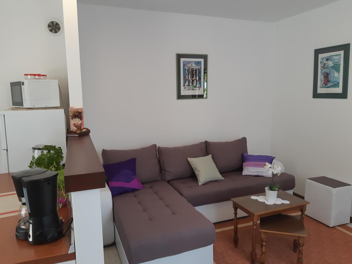 Apartment Alice Πούλα Εξωτερικό φωτογραφία